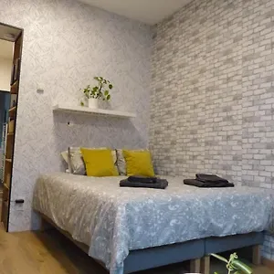  Apartamento Superbe Au 1er étage, Proche De La Gare Du Midi
